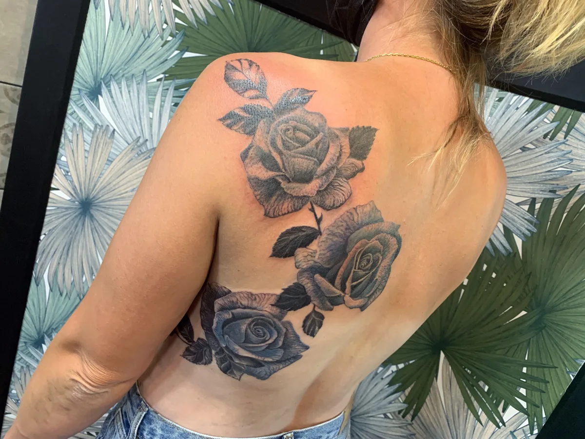 Cover roses bleues : un recouvrement floral qui efface le passé