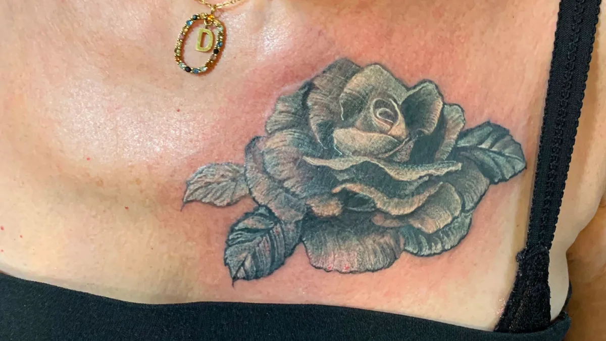 recouvrement d'une calligraphie dans le Var : un lettrage pensé pour durer