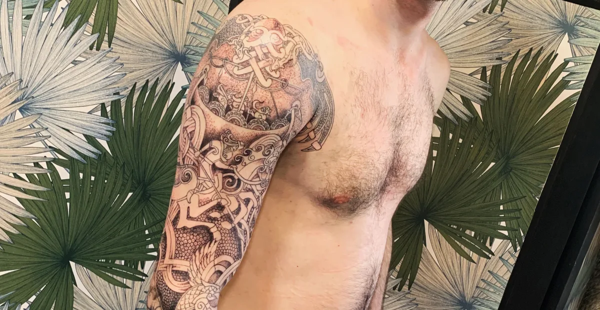 Tatouage Bras Viking Var
