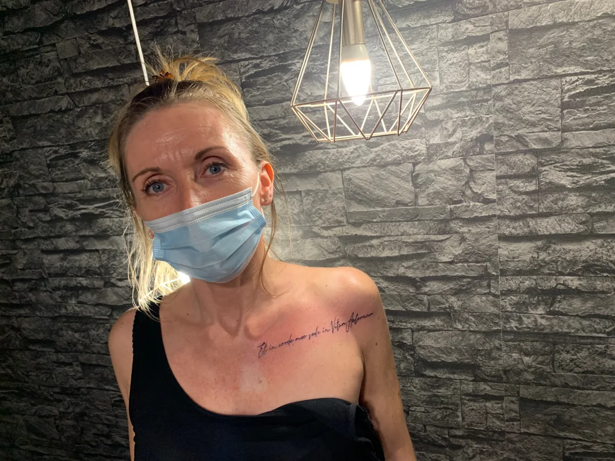 Tatouage Phrase : des mots gravés dans la peau, pour toujours - photo