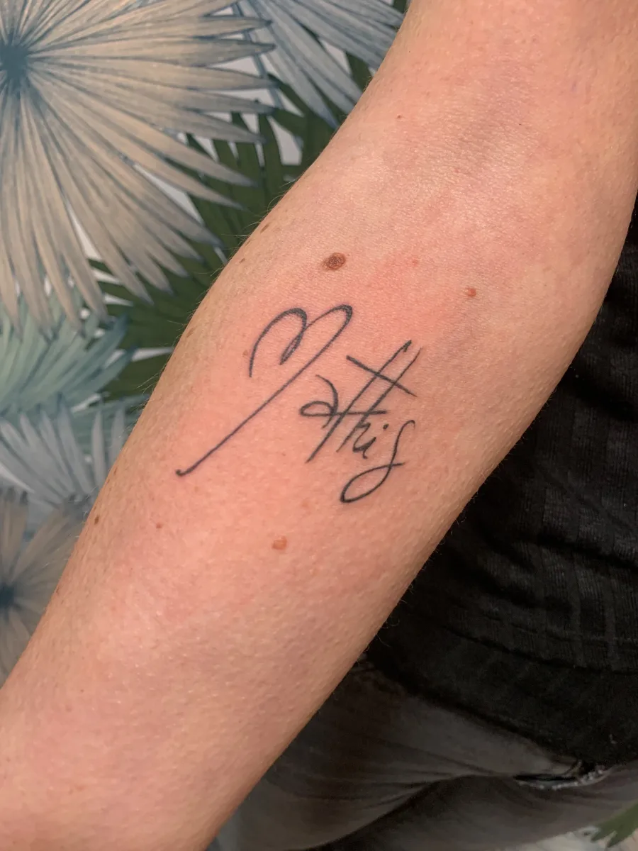 Tatouage prénom : une écriture pensée pour durer - photo