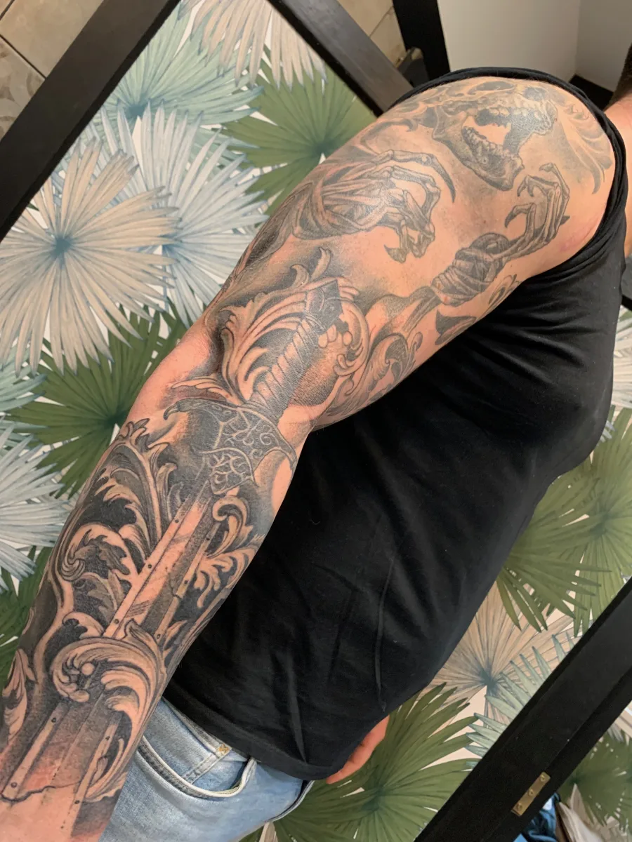 Tatouage Skull Boxeur sur Mesure dans le Var - photo