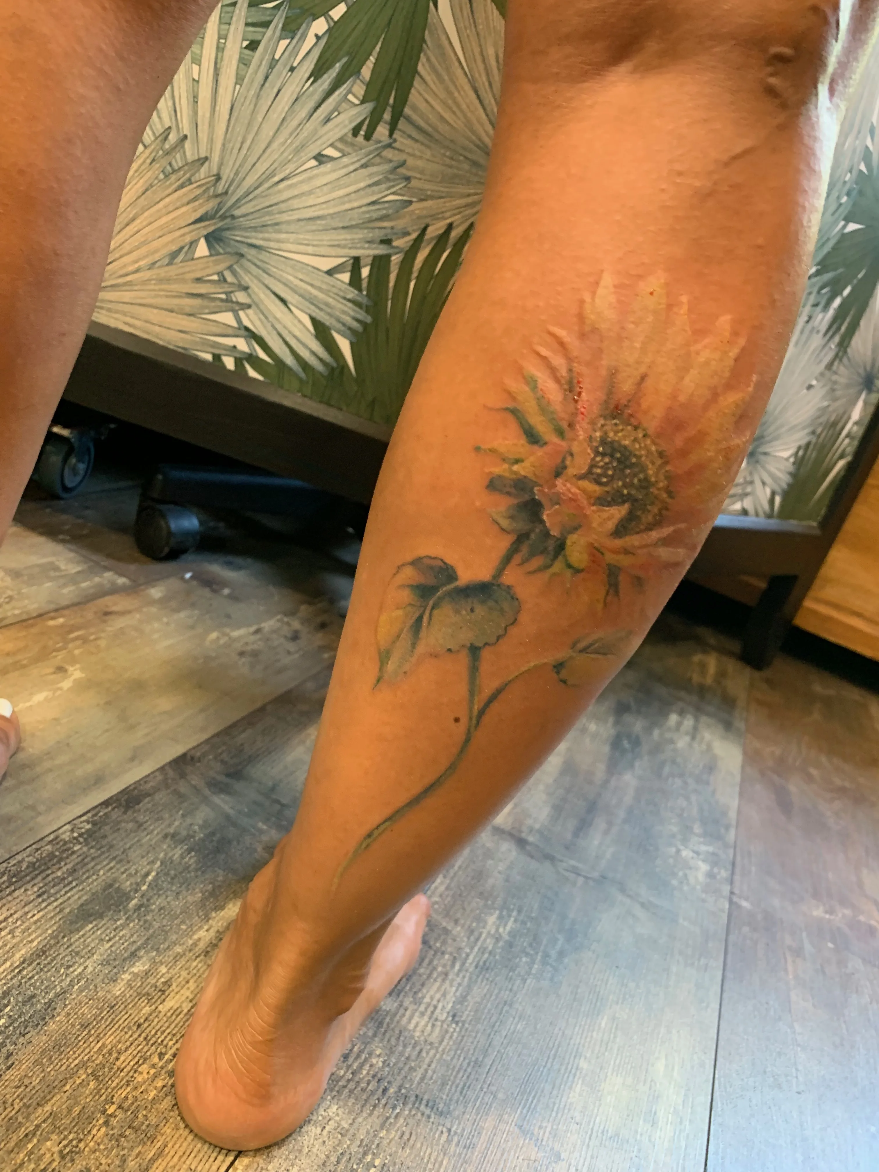 Tatouage Tournesol : une création sur mesure signée Jull's - photo 2